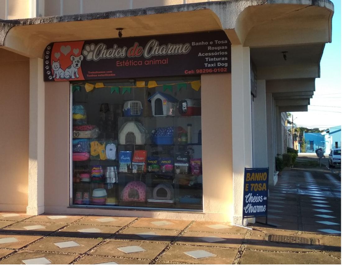 Banho E Tosa Cheios de Charme