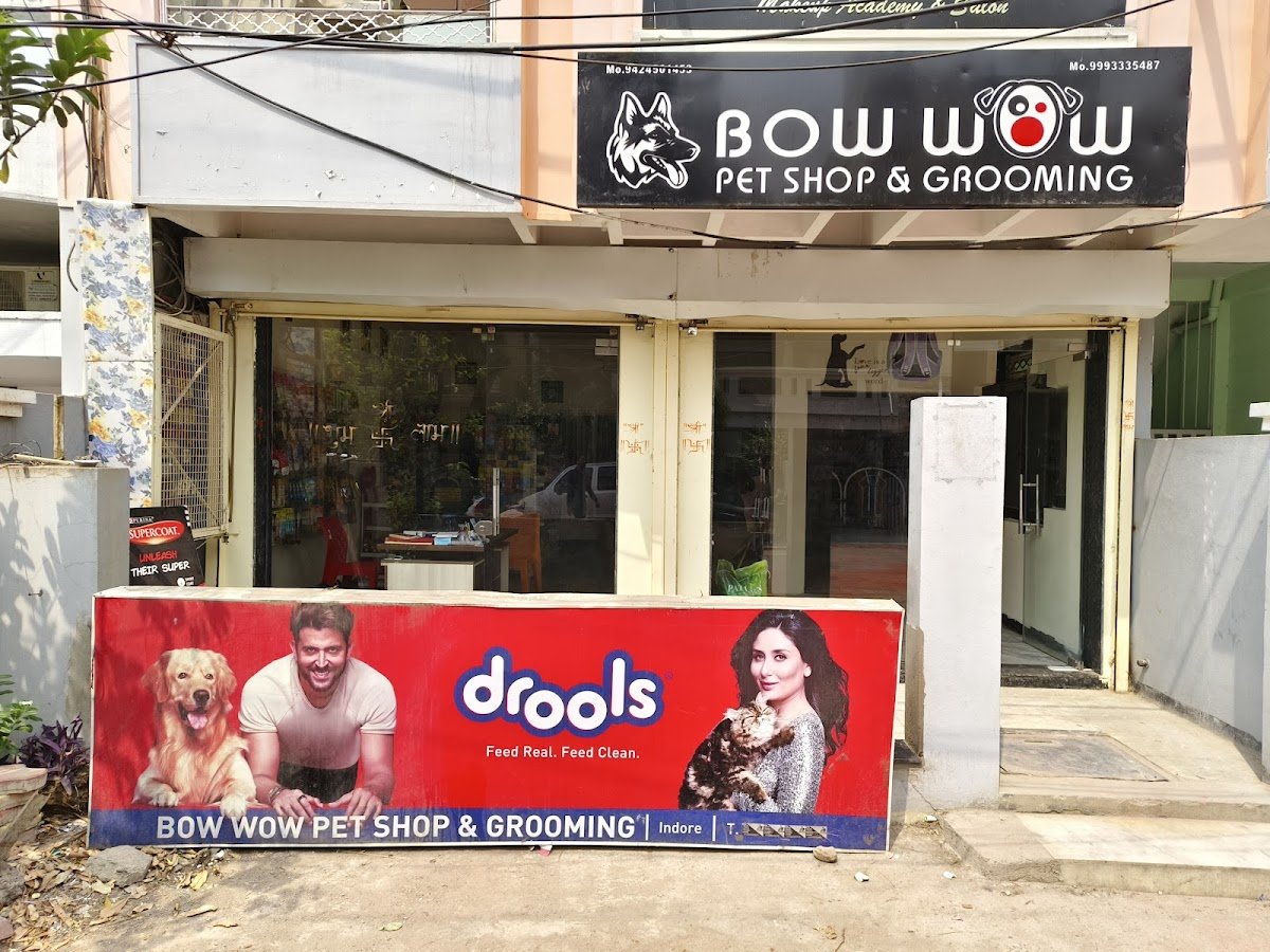 Bow Wow Pet Shop & Grooming - Photo 2