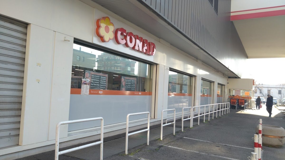 CONAD - Foto 2
