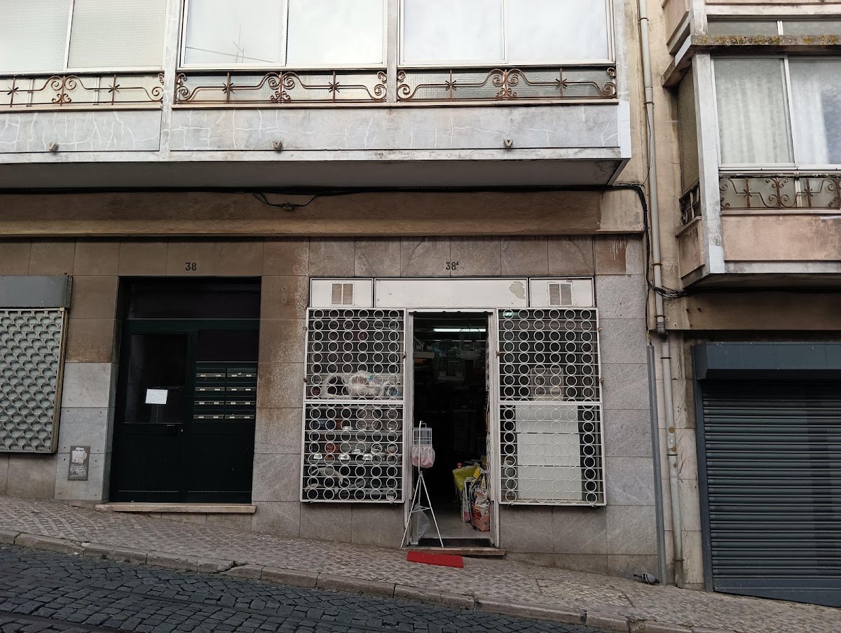 Sociedade De Representações E Comércio Zoocenter, Lda. - Foto 2