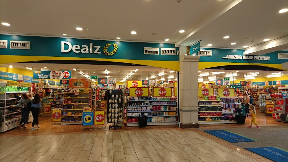 Bloomfields Shopping Centre - Photo 5