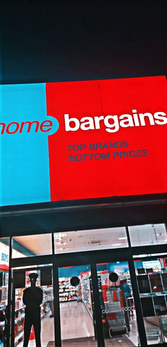 Home Bargains - Photo 2