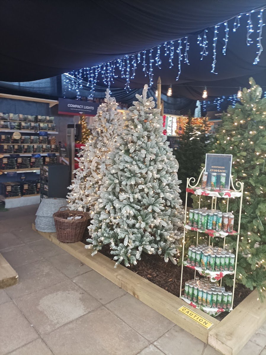 Matlock Garden Centre - Photo 2