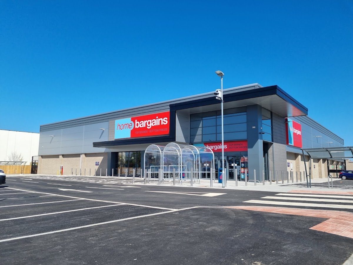 Home Bargains - Photo 2