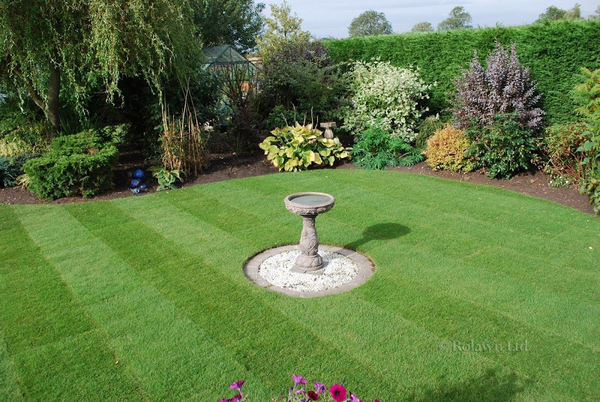 Azure Garden Centre - Photo 3