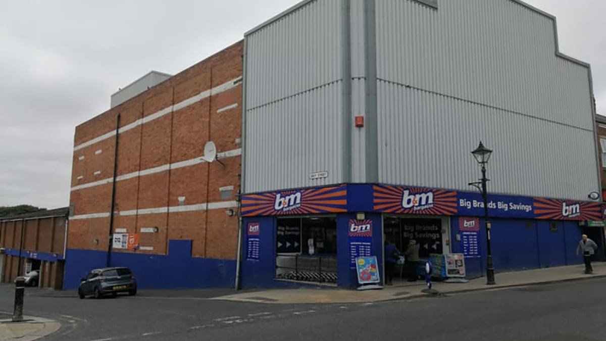 B&M Store - Photo 2
