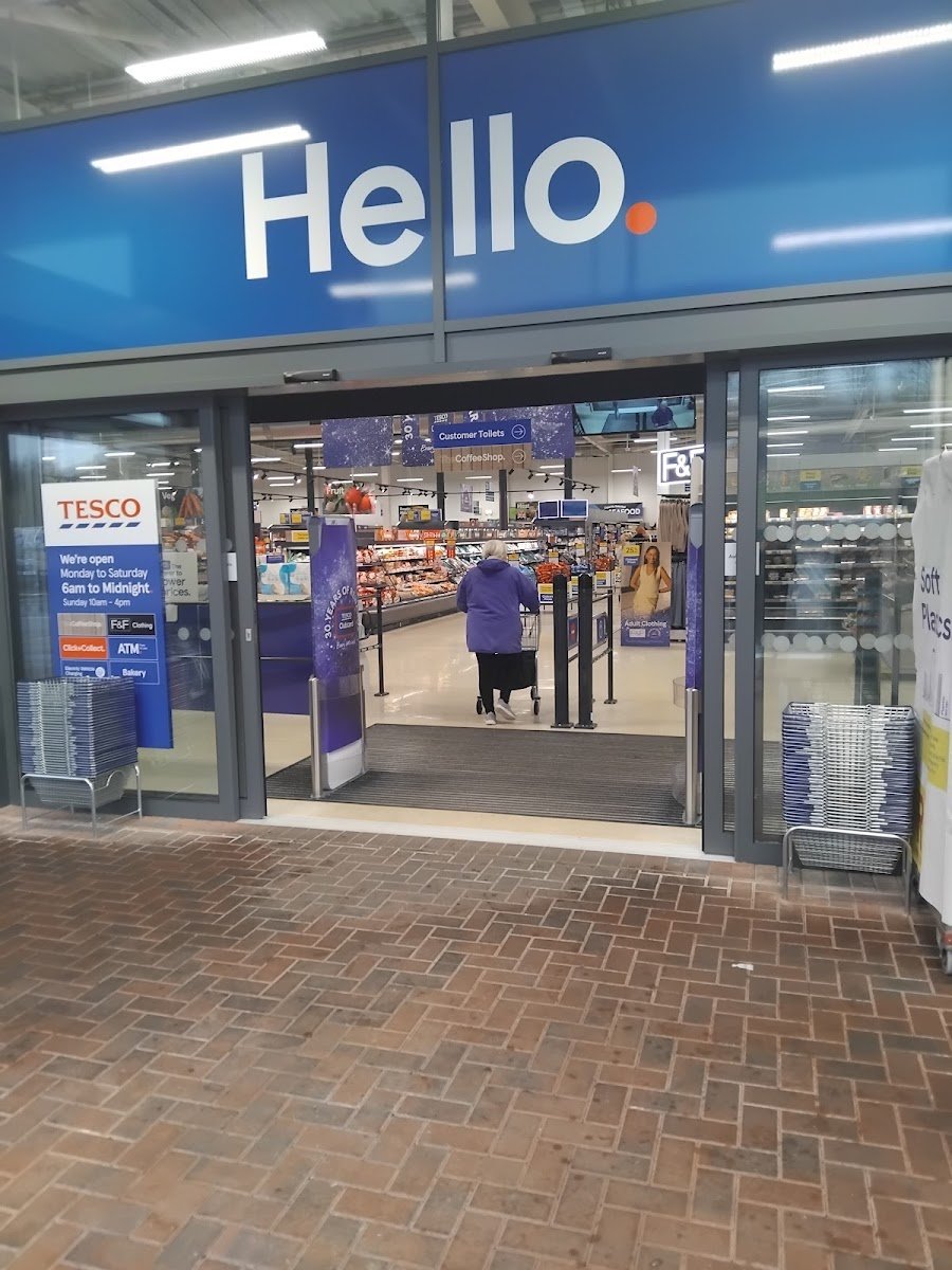Tesco Superstore - Photo 3
