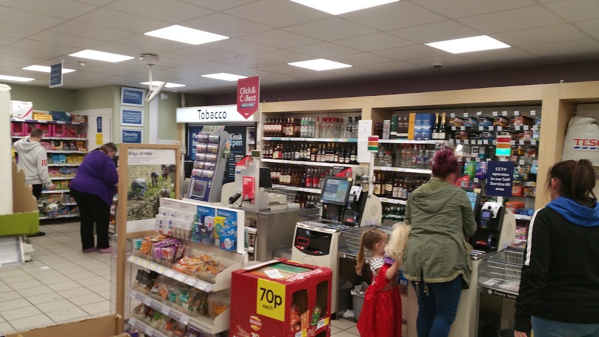 Tesco Express - Photo 2