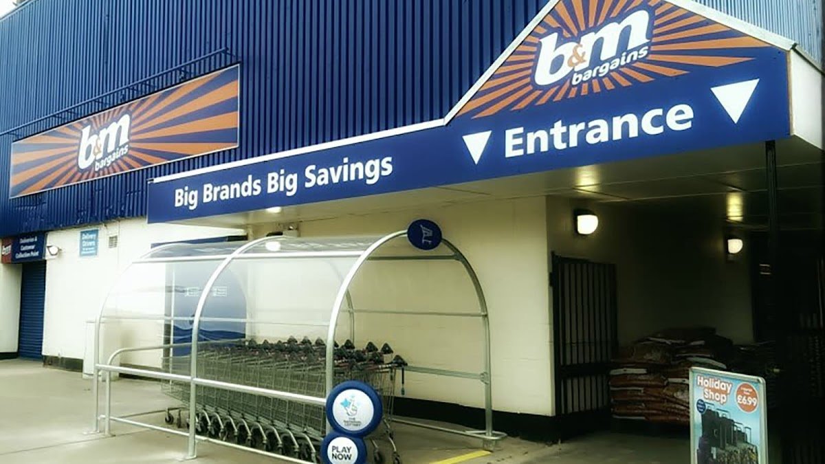 B&M Store - Photo 2