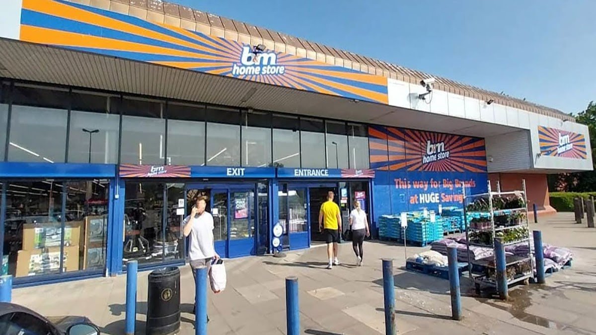 B&M Home Store - Photo 2