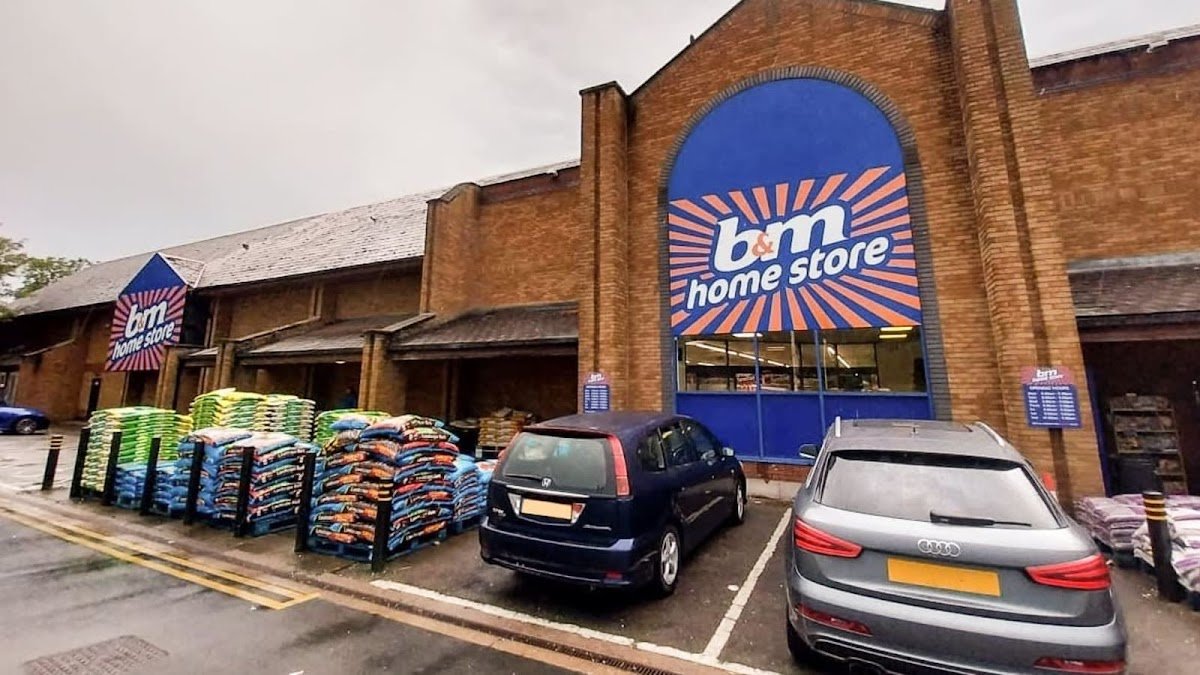 B&M Home Store - Photo 2