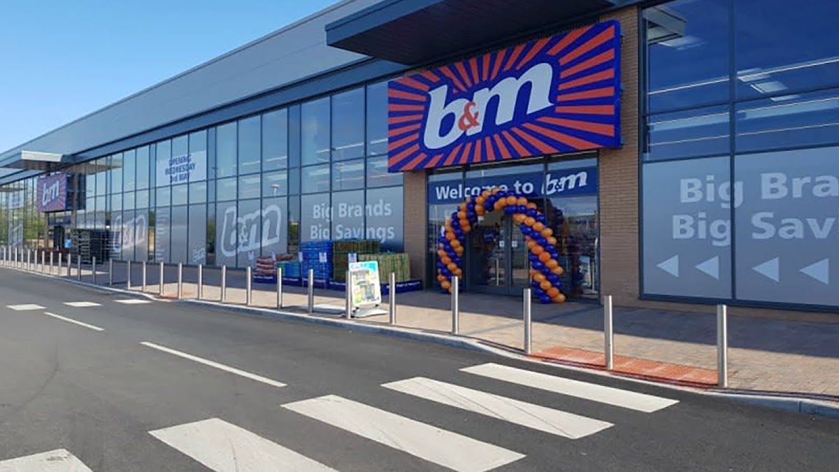 B&M Store - Photo 2