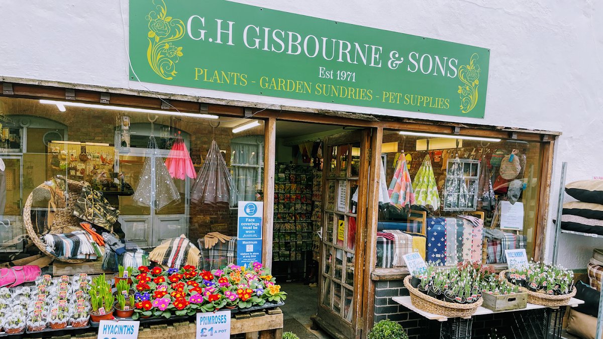 GH Gisbourne and Son - Photo 2
