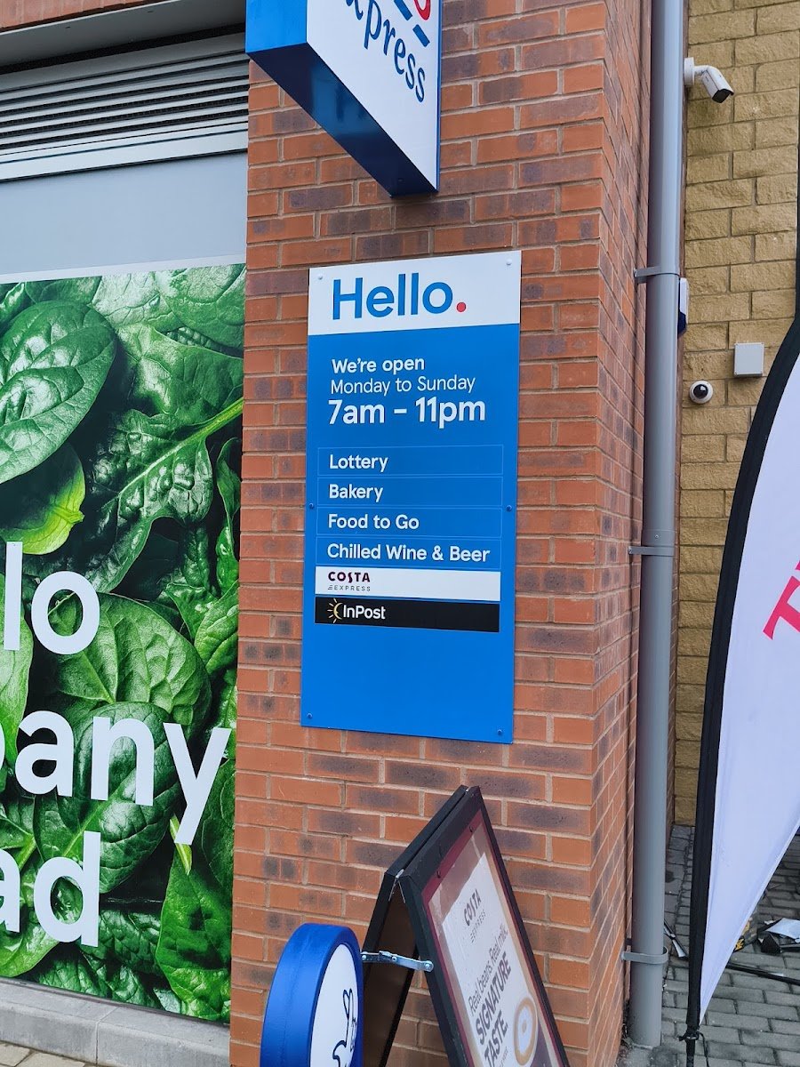 Tesco Express - Photo 2