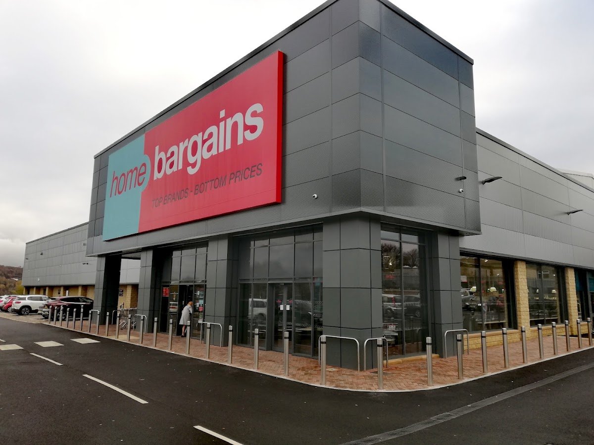 Home Bargains - Photo 2