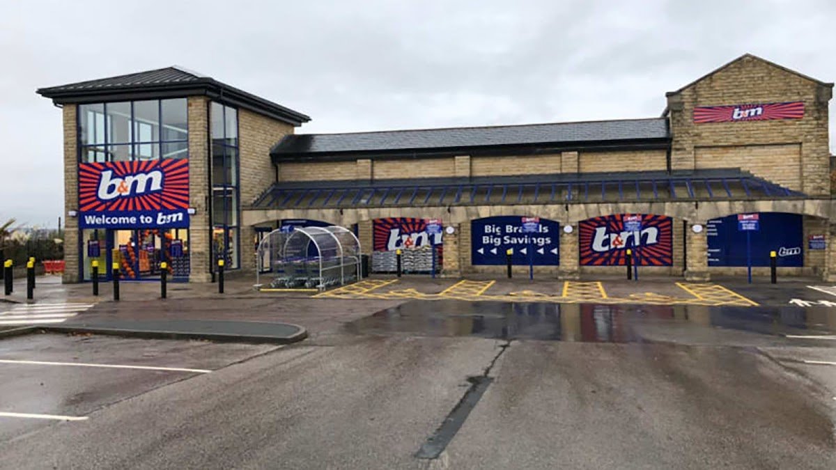 B&M Store - Photo 2