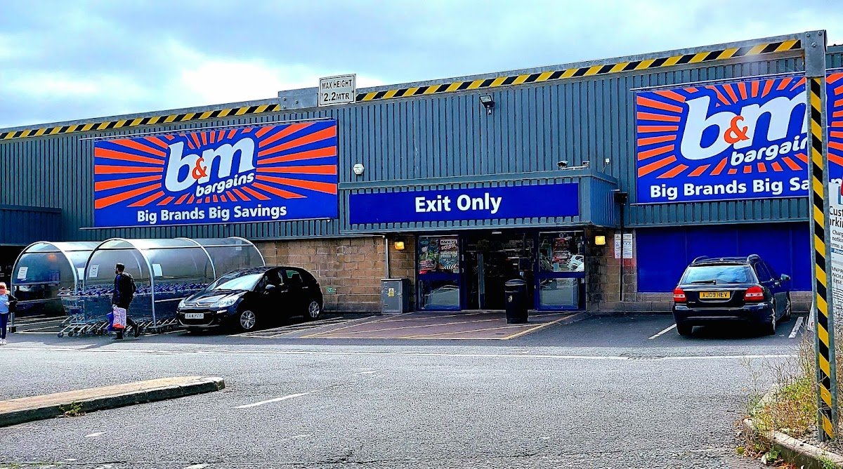B&M Store - Photo 2
