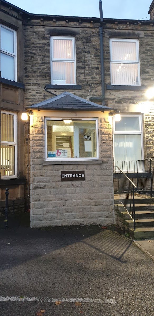 Crab Lane Vets - Photo 2