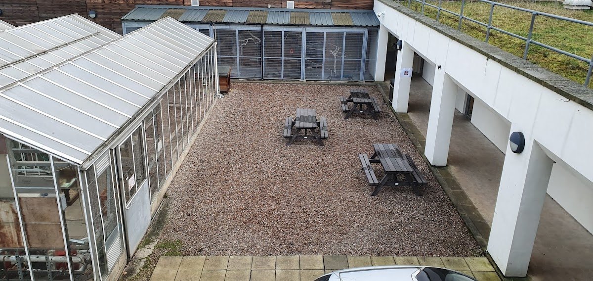 Taylor Hill Centre - Photo 2