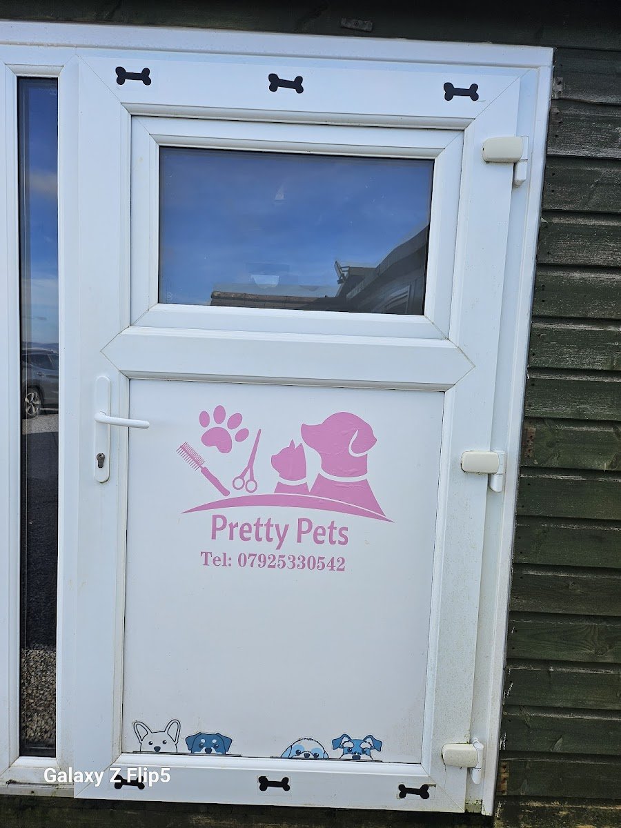 PRETTY PETS - Photo 2