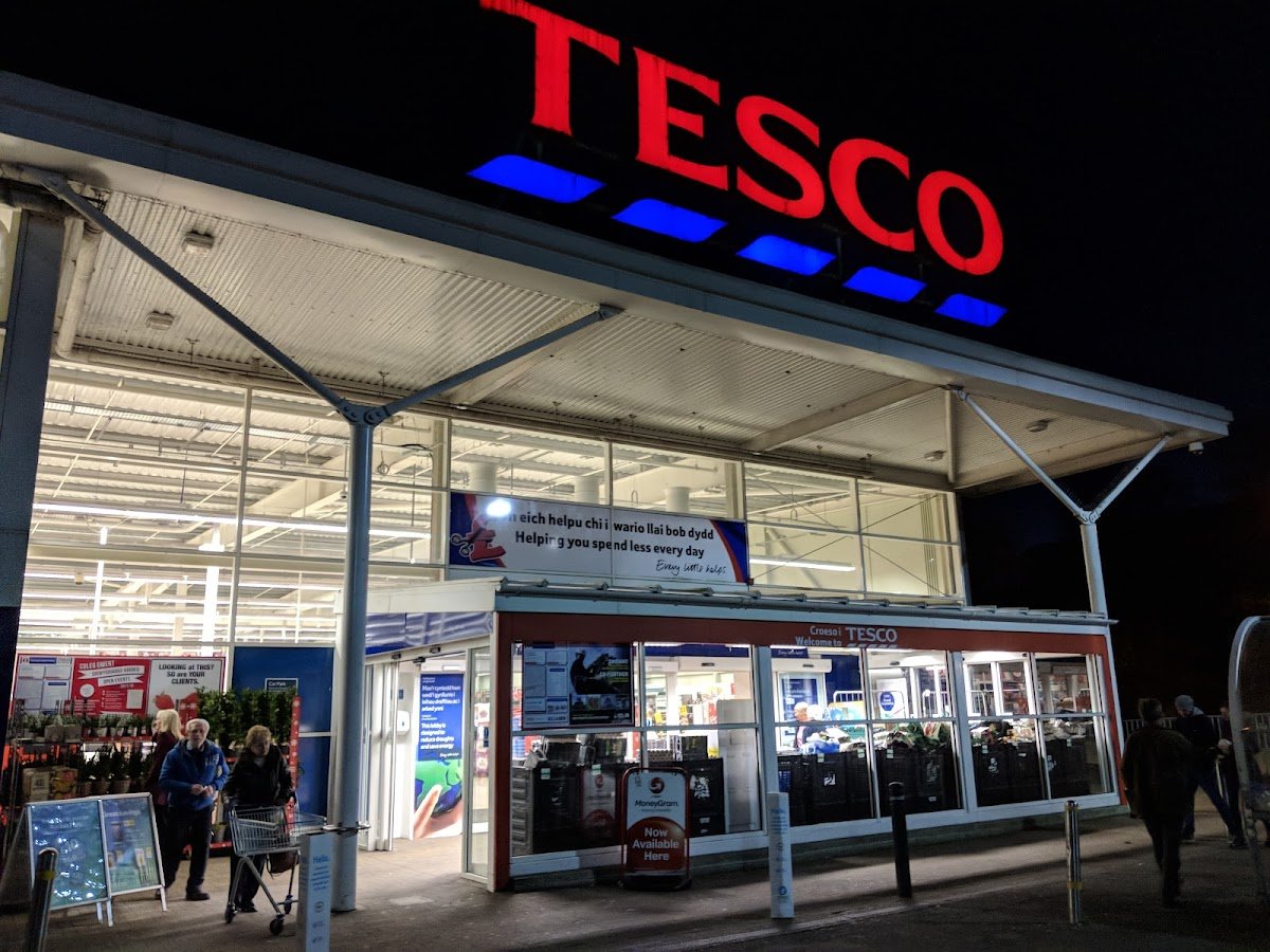 Tesco Superstore - Photo 3