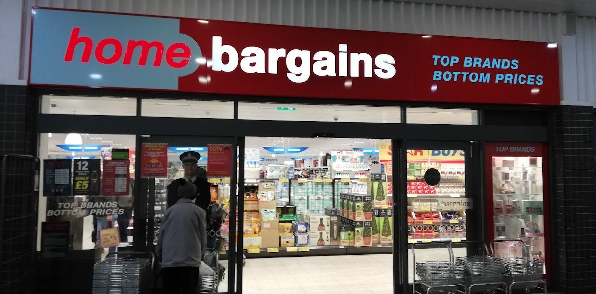 Home Bargains - Photo 2