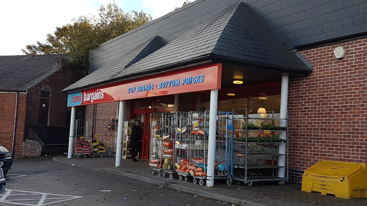 Home Bargains - Photo 2