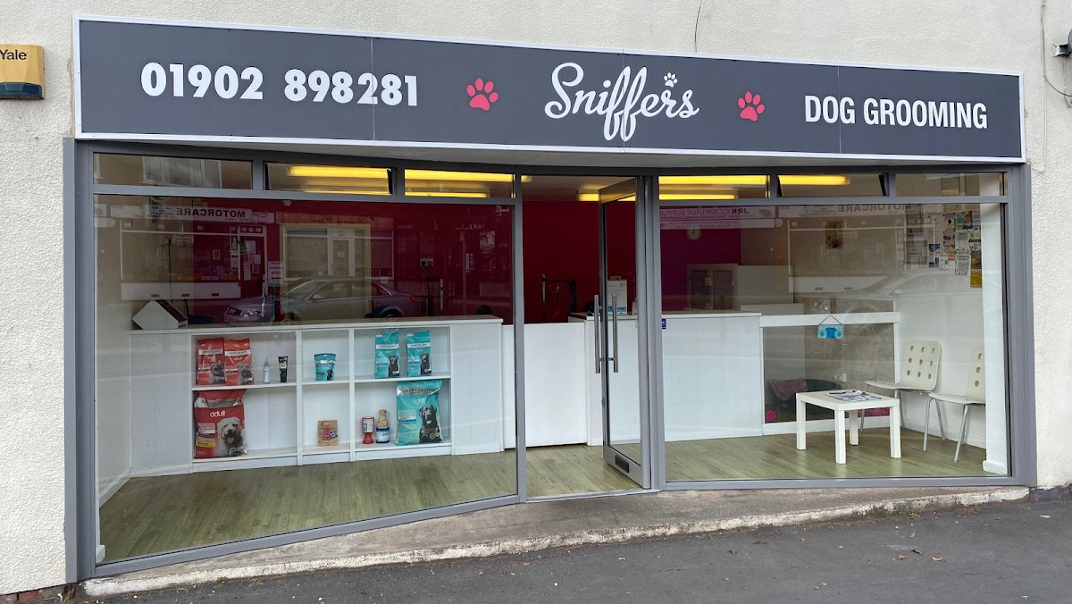 Sniffers Dog Grooming - Photo 2