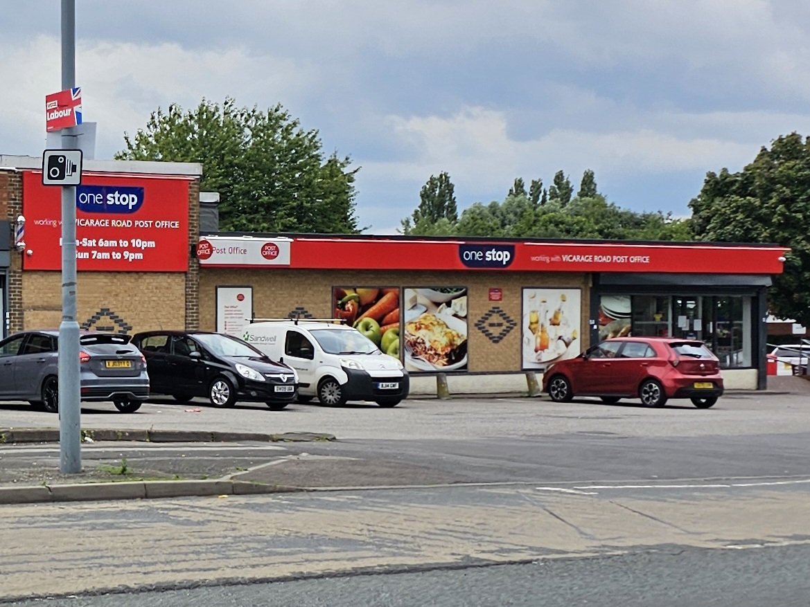 One Stop - Photo 2
