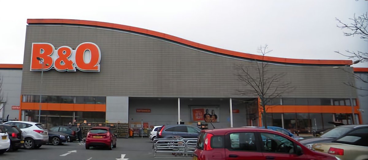 TradePoint Stafford - Photo 2