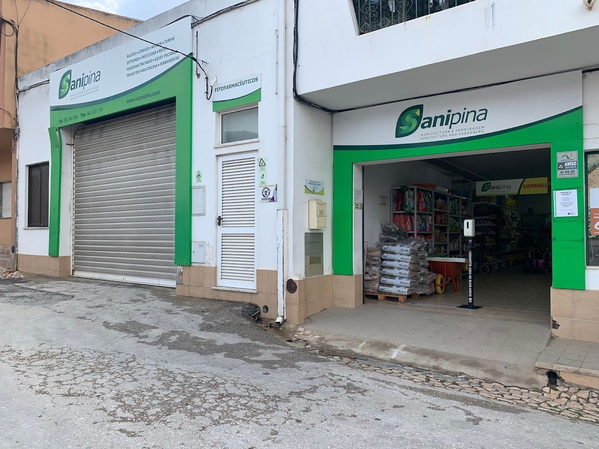 Sanipina Odiáxere - Comércio para Agricultura, Pecuária e Jardinagem, Lda. - Foto 2