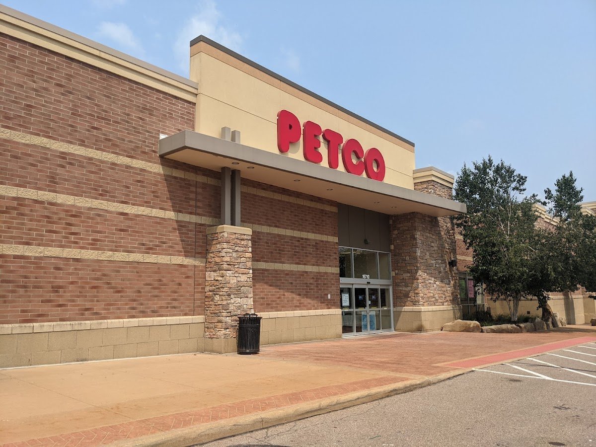 Petco - Photo 2