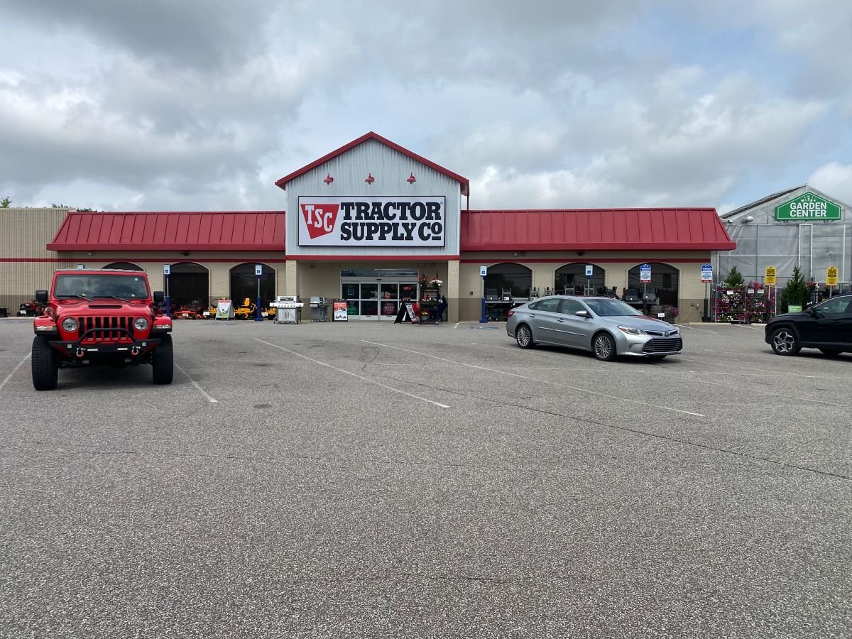 Tractor Supply Co. - Photo 3