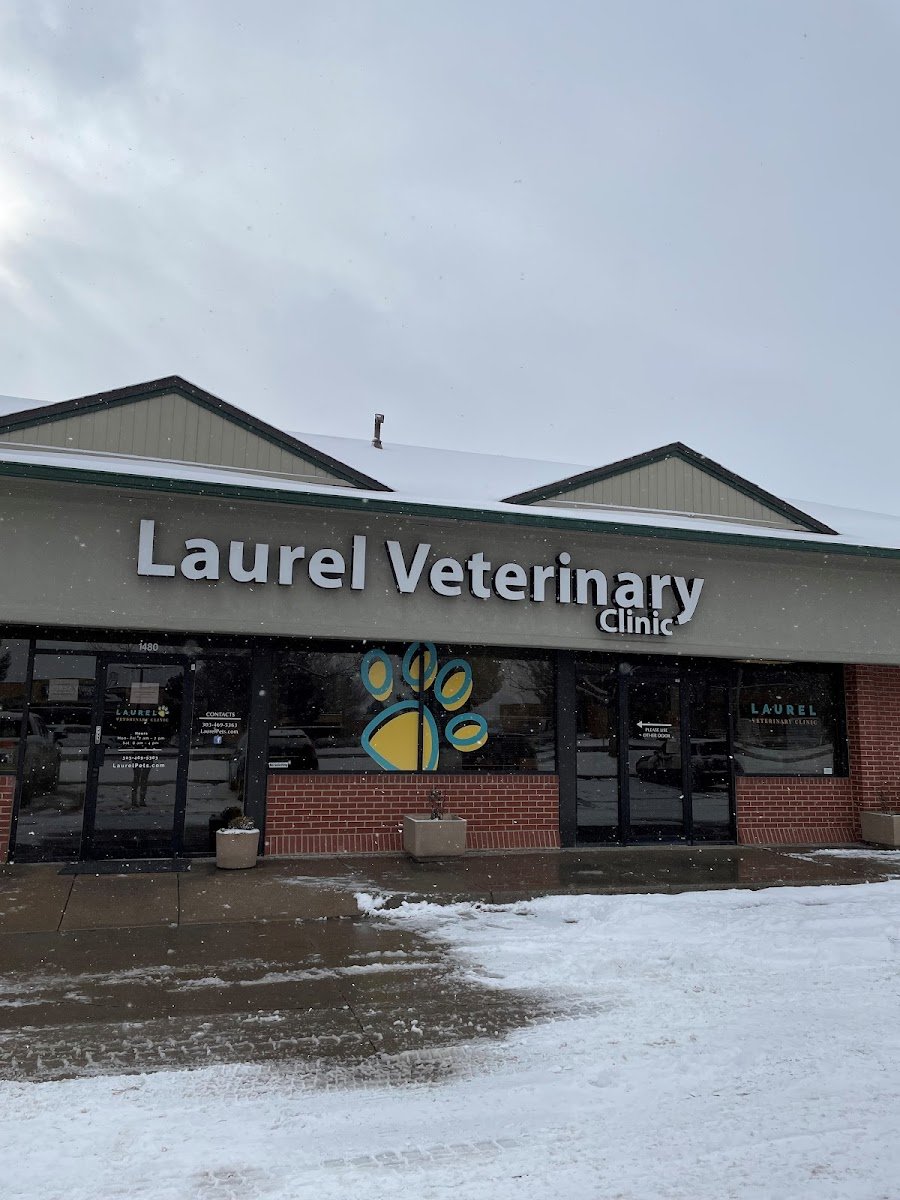 Laurel Veterinary Clinic - Photo 2