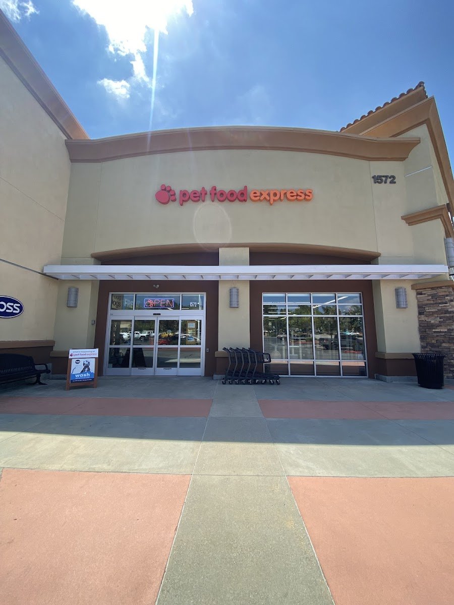 Pet Food Express - Photo 3