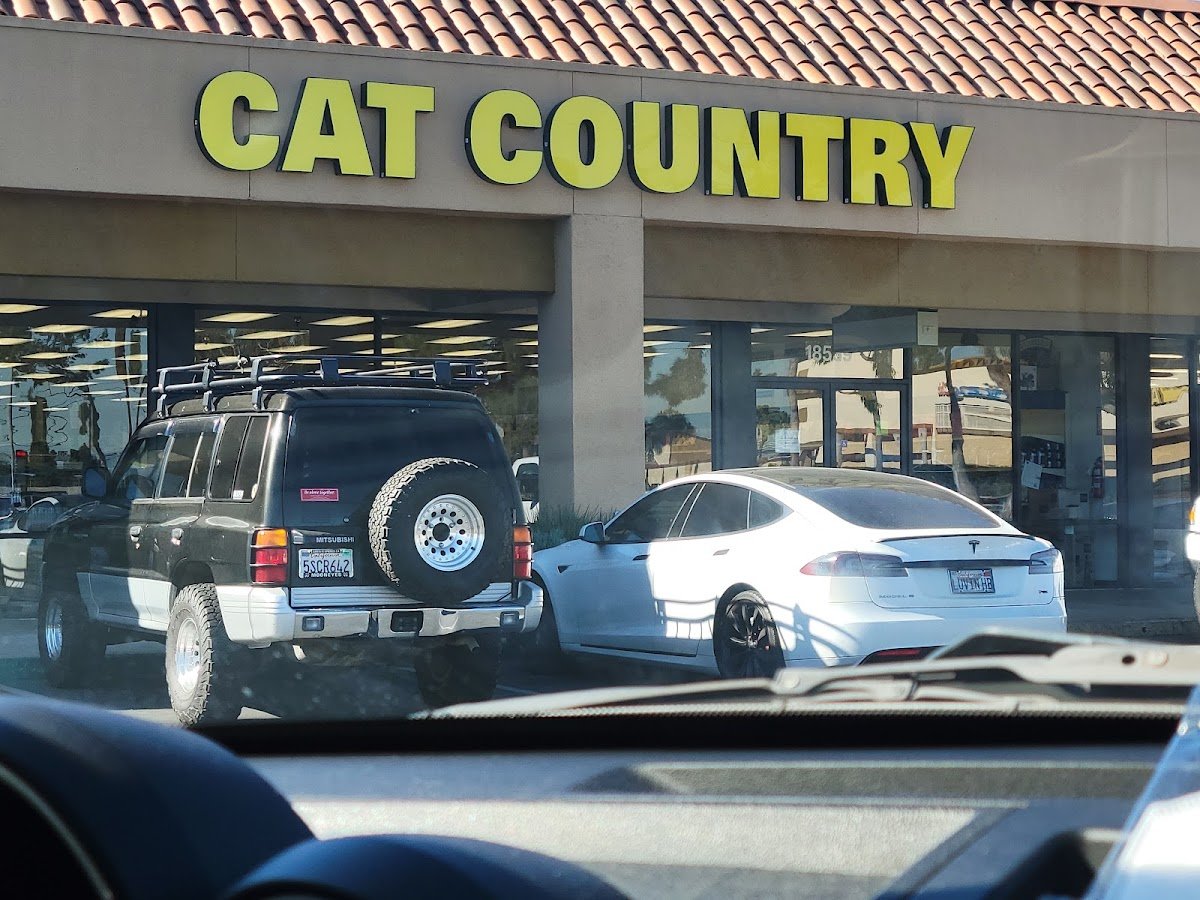 Pet Supply - Photo 2