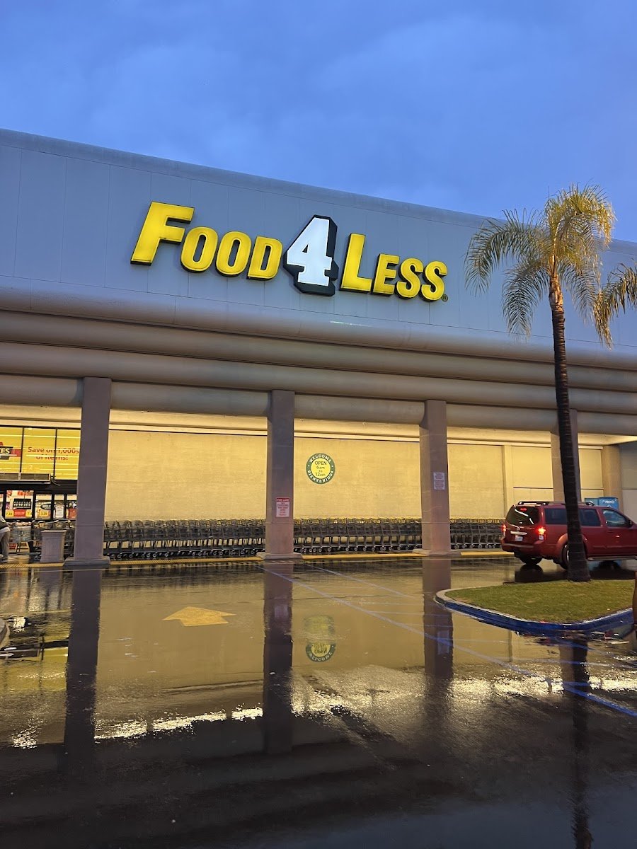 Food 4 Less - Photo 3
