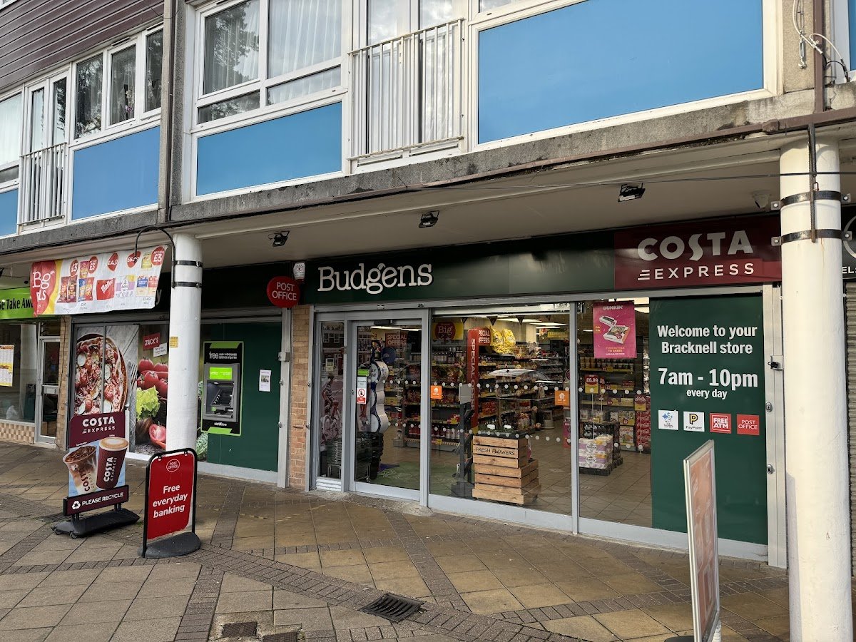 Budgens - Photo 2