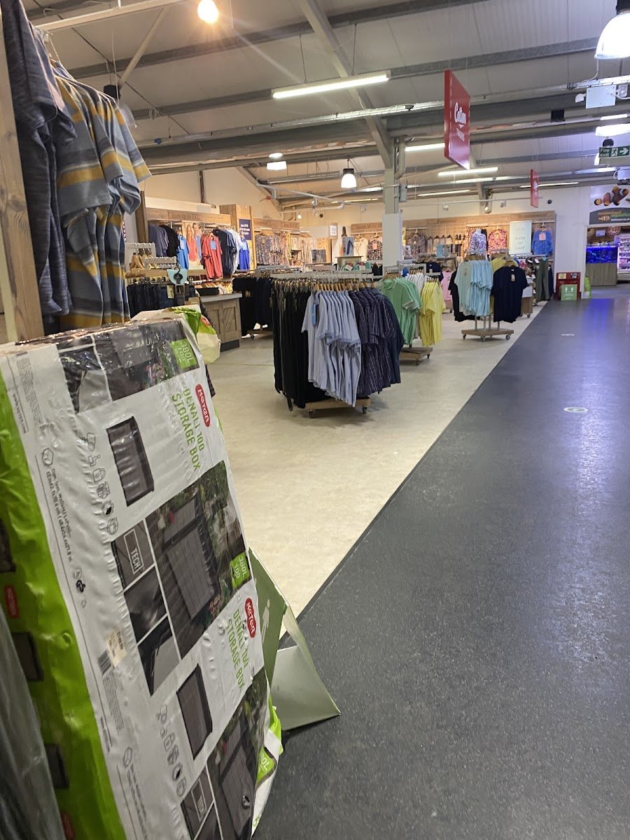 Dobbies Garden Centre Derby - Photo 3