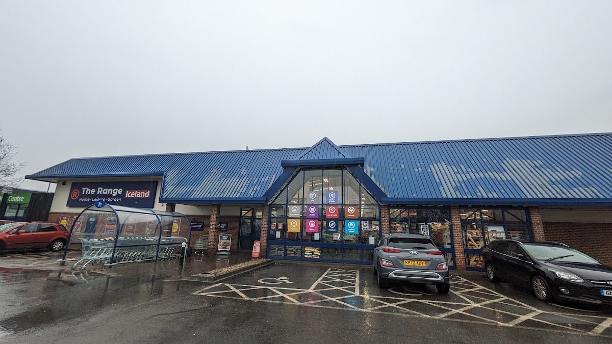 The Range, Aylesbury - Photo 2