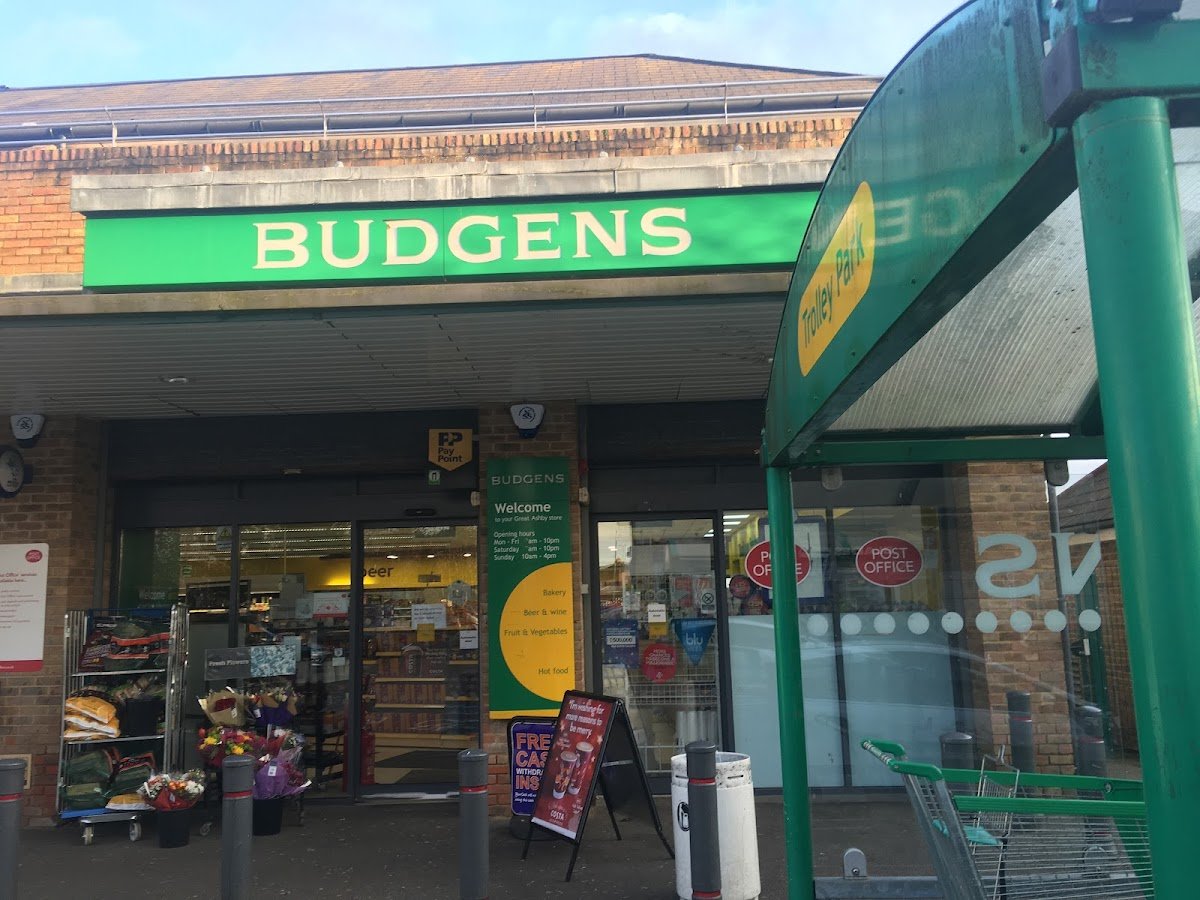 Budgens - Photo 5