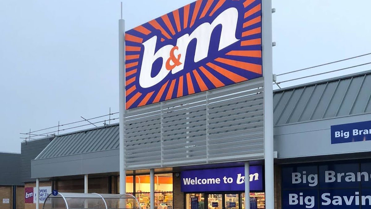 B&M Store - Photo 2