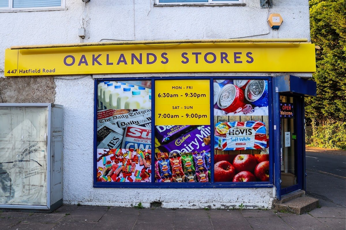Oakland Stores - Photo 2