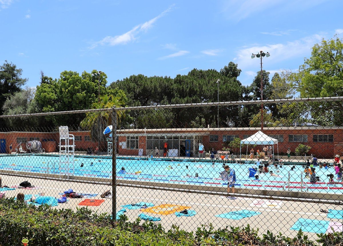 Cheviot Hills Recreation Center - Photo 2