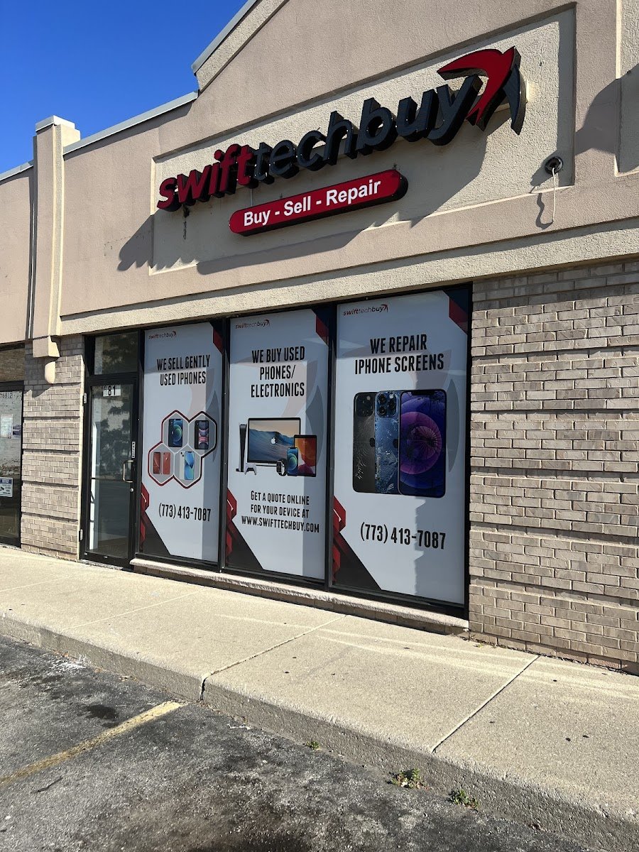 North Oak Shopping Center - Photo 4