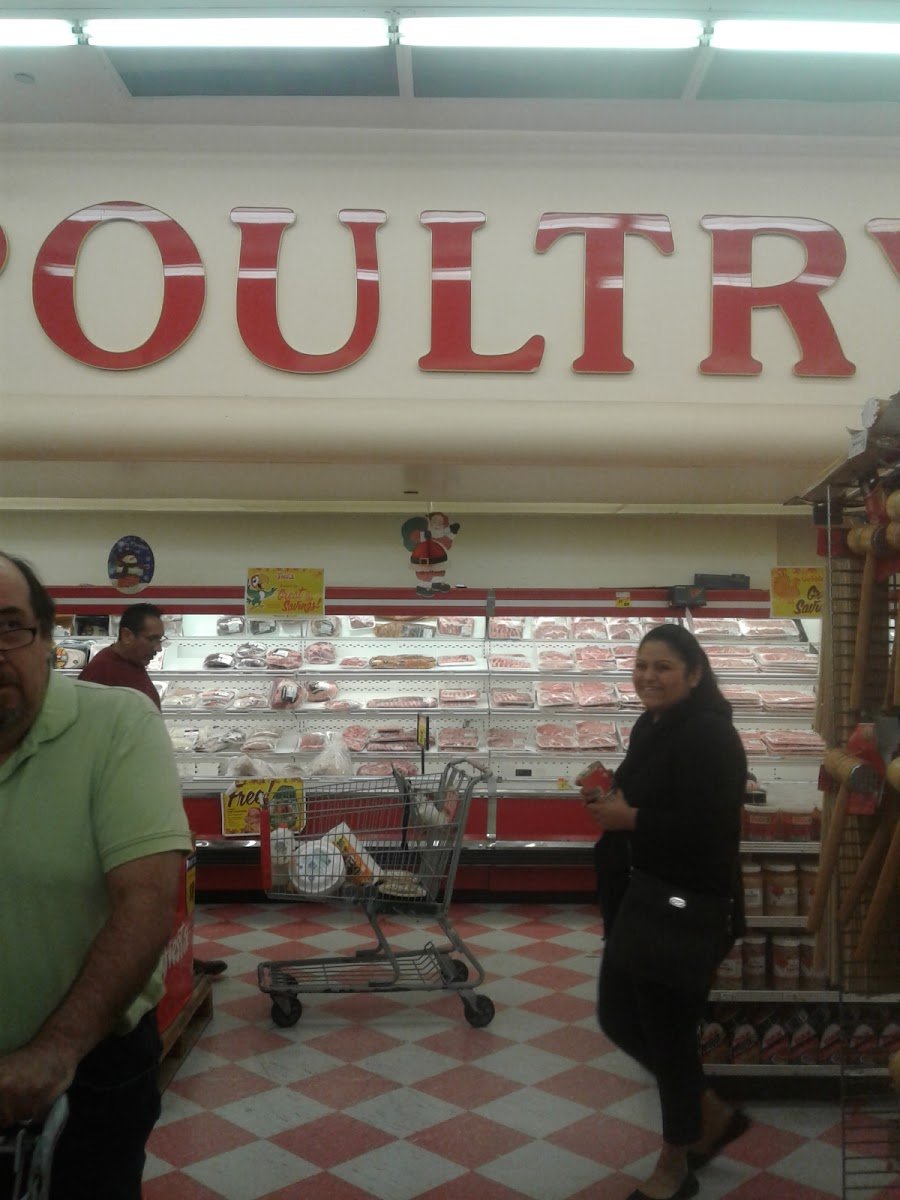 Fiesta Mart #12 - Photo 2