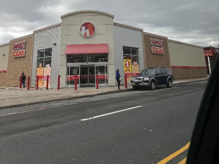 Family Dollar - Photo 2
