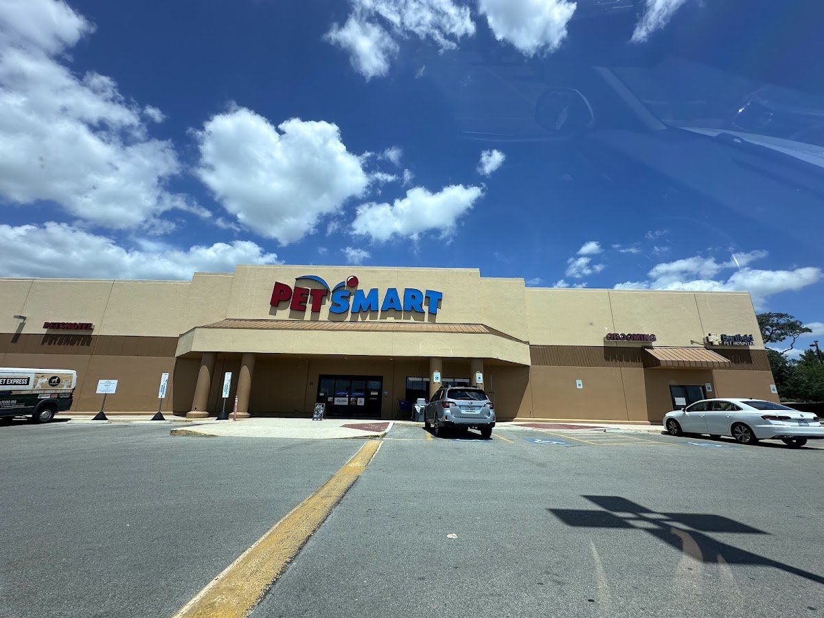 PetSmart - Photo 4