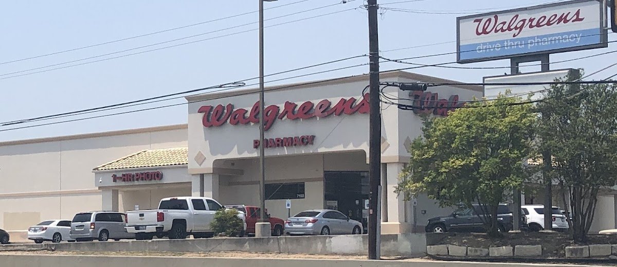 Walgreens - Photo 3