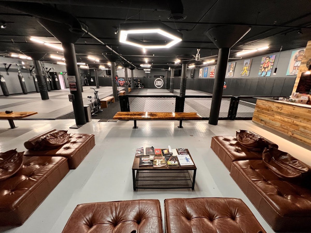 The Gym - Photo 2